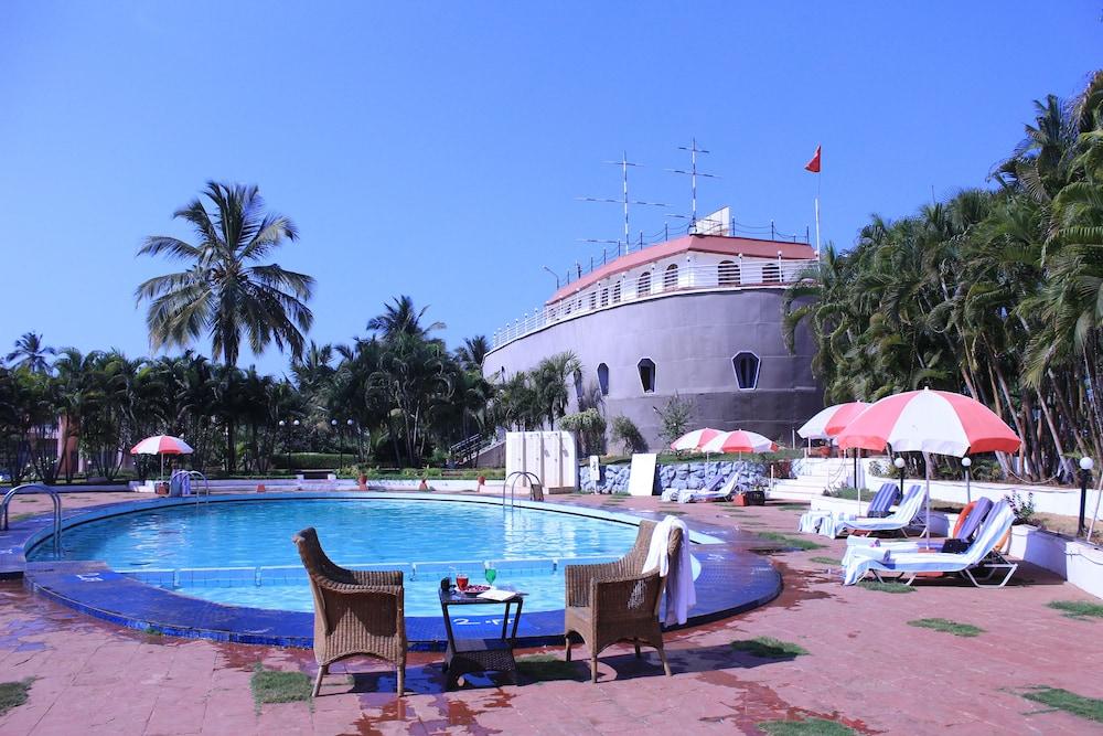 The Byke Old Anchor Beach Resort & Spa Cavelossim Exterior foto