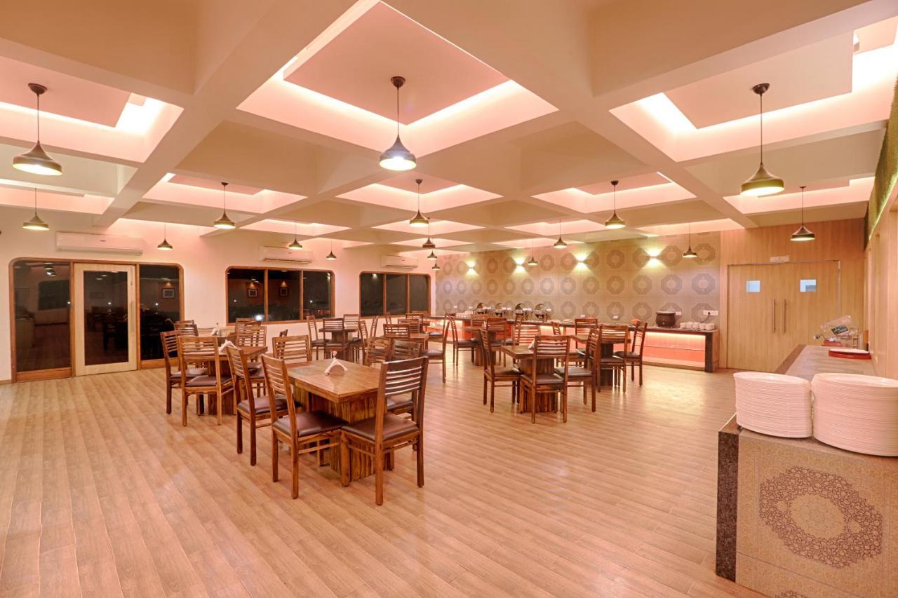The Byke Old Anchor Beach Resort & Spa Cavelossim Exterior foto